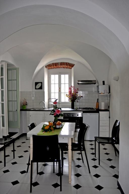 Ca Dei Conti Βίλα San Bartolomeo Al Mare Δωμάτιο φωτογραφία